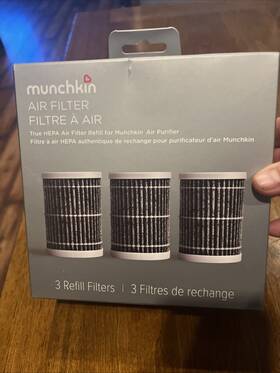 Munchkin 735282213748 True Hepa Air Filter Purifier Includes 3 Refill Filters Authentic New