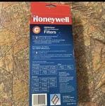 Honeywell Hwl HRF-C2 Contains Replacement Filters New Inbox Hepaclean. Fixed Price $10.00.