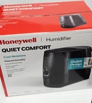(1)-HONEYWELL Quiet Comfort Small/med Room Cool Mist Humidifier HEV320B Sealed. Fixed Price $49.95.
